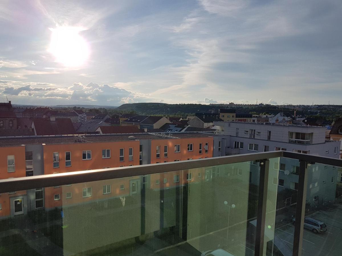 Kavi Apartments #1, Top Sunset View 플젠 외부 사진